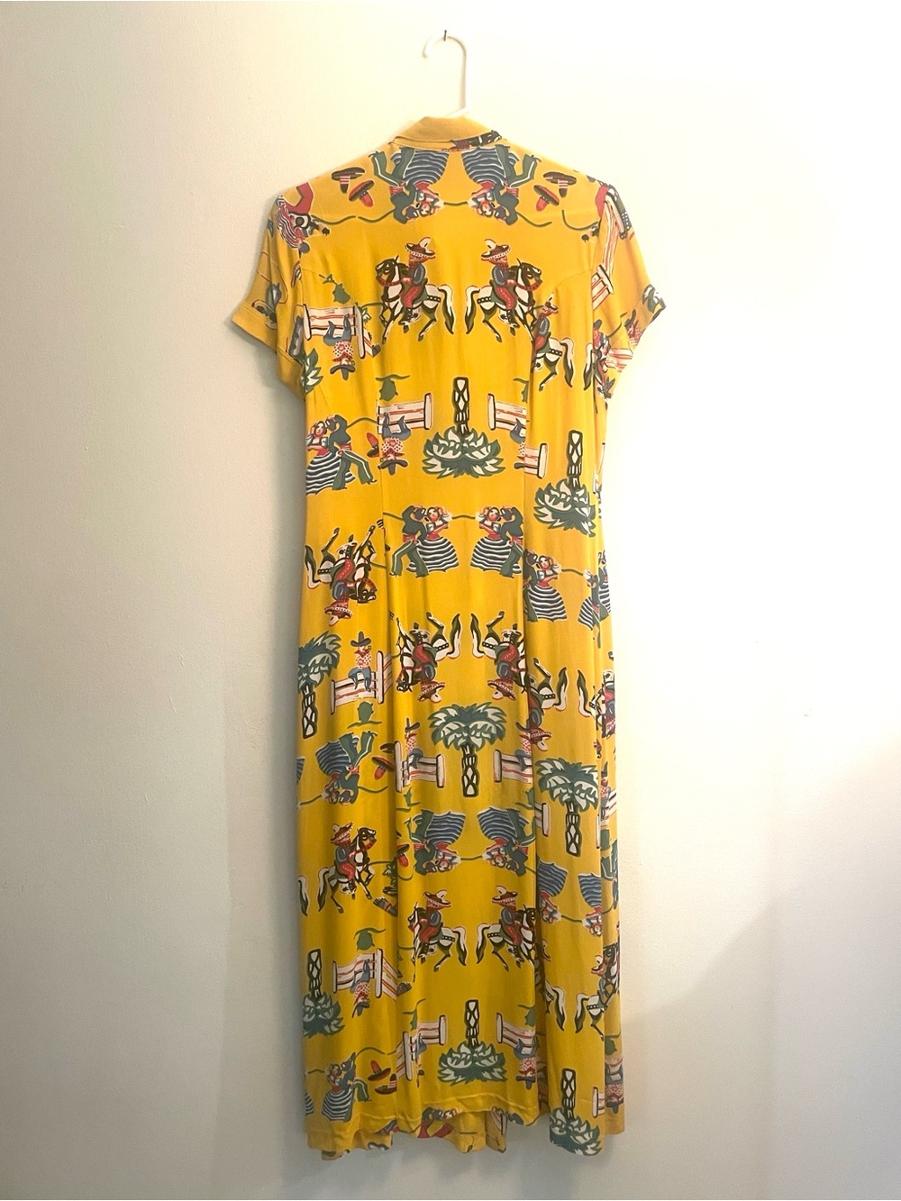 Betsey Johnson Yellow Graphic Print Button-Front Maxi Dress - Picture 2 of 15